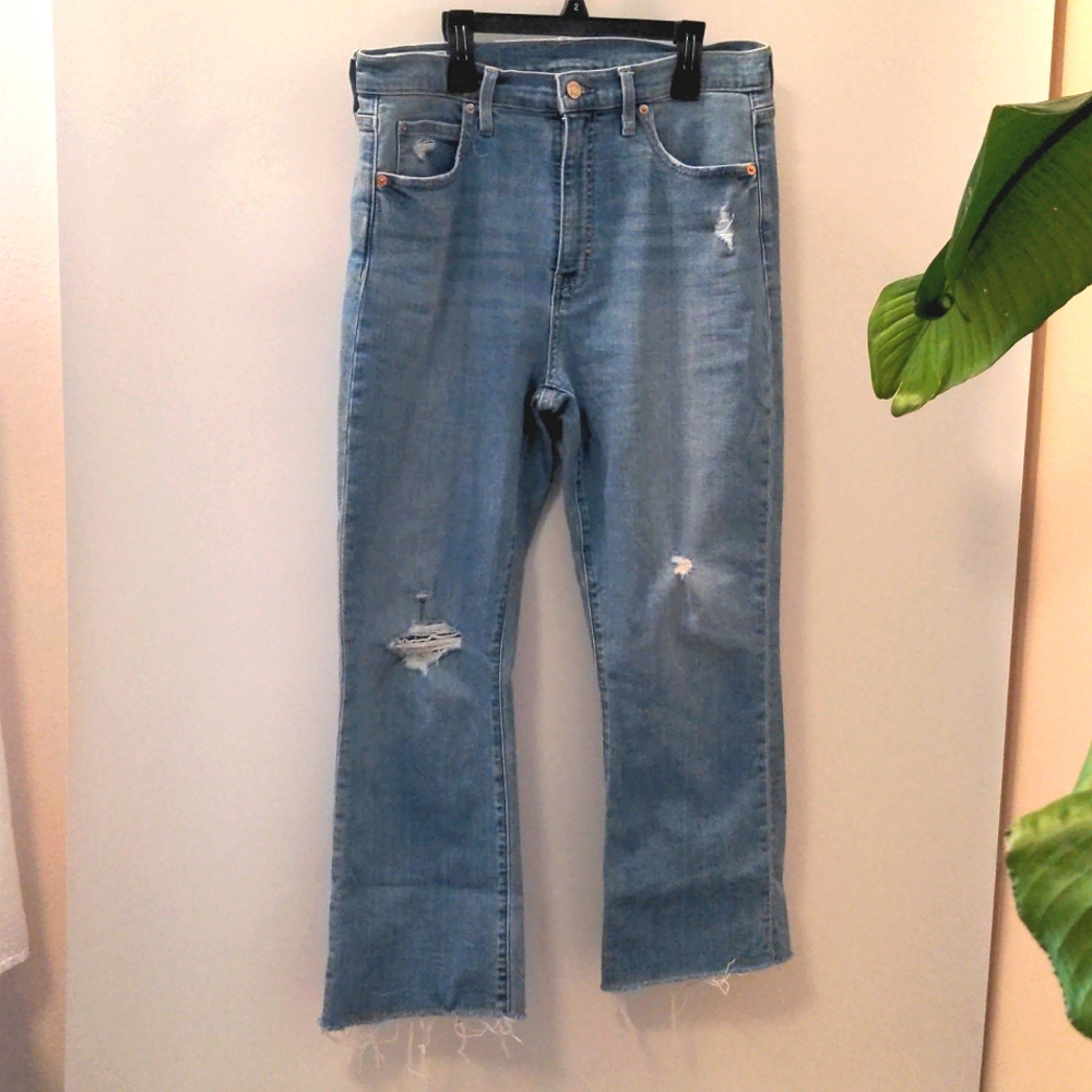 GAP Light Blue Kick Fit Hi Rise jeans, cropped